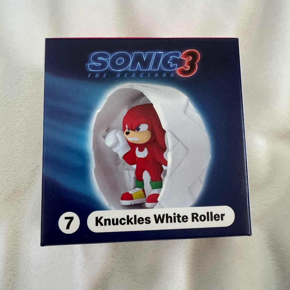 Sonic 3 Knuckles White Roller Figure - Happy Meal Toy